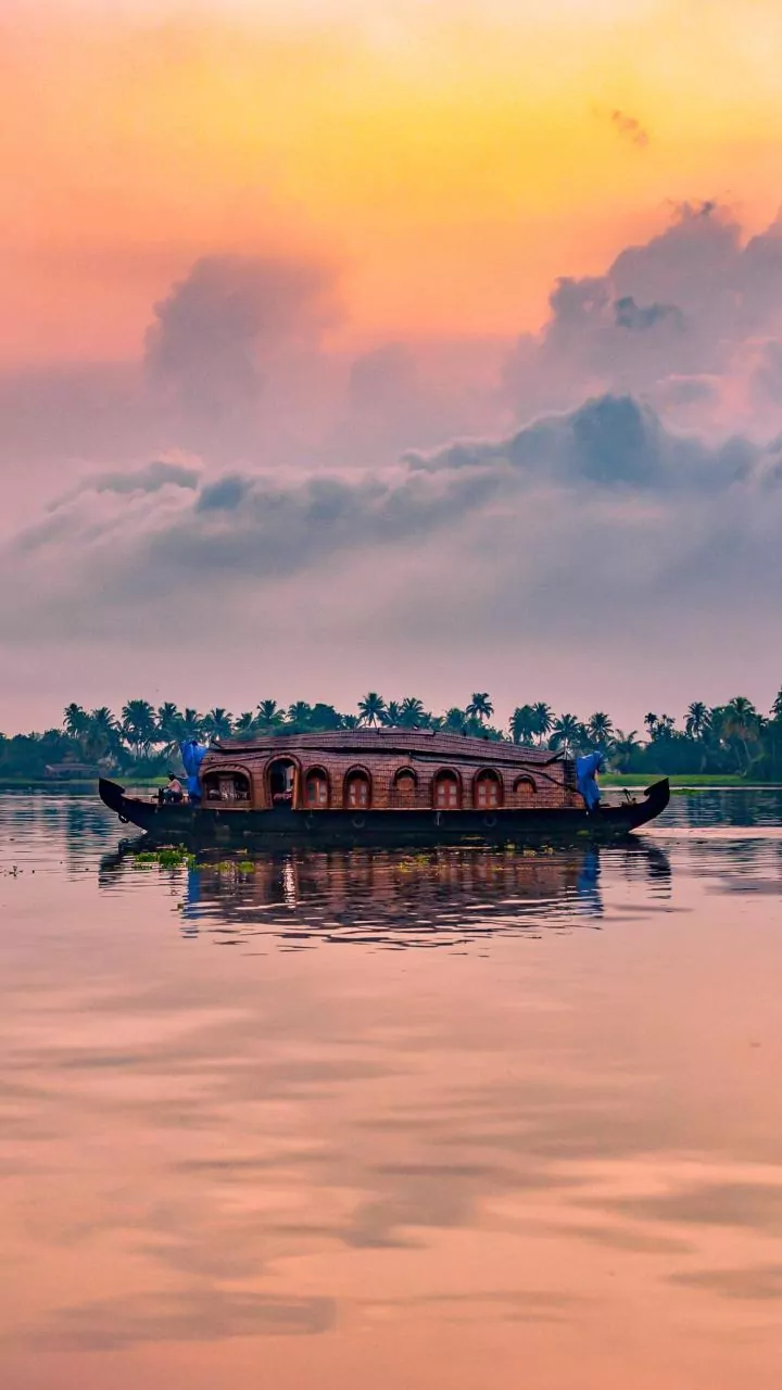 How Travellers Can Explore Kerala’s Smaller Towns During The Onam Season