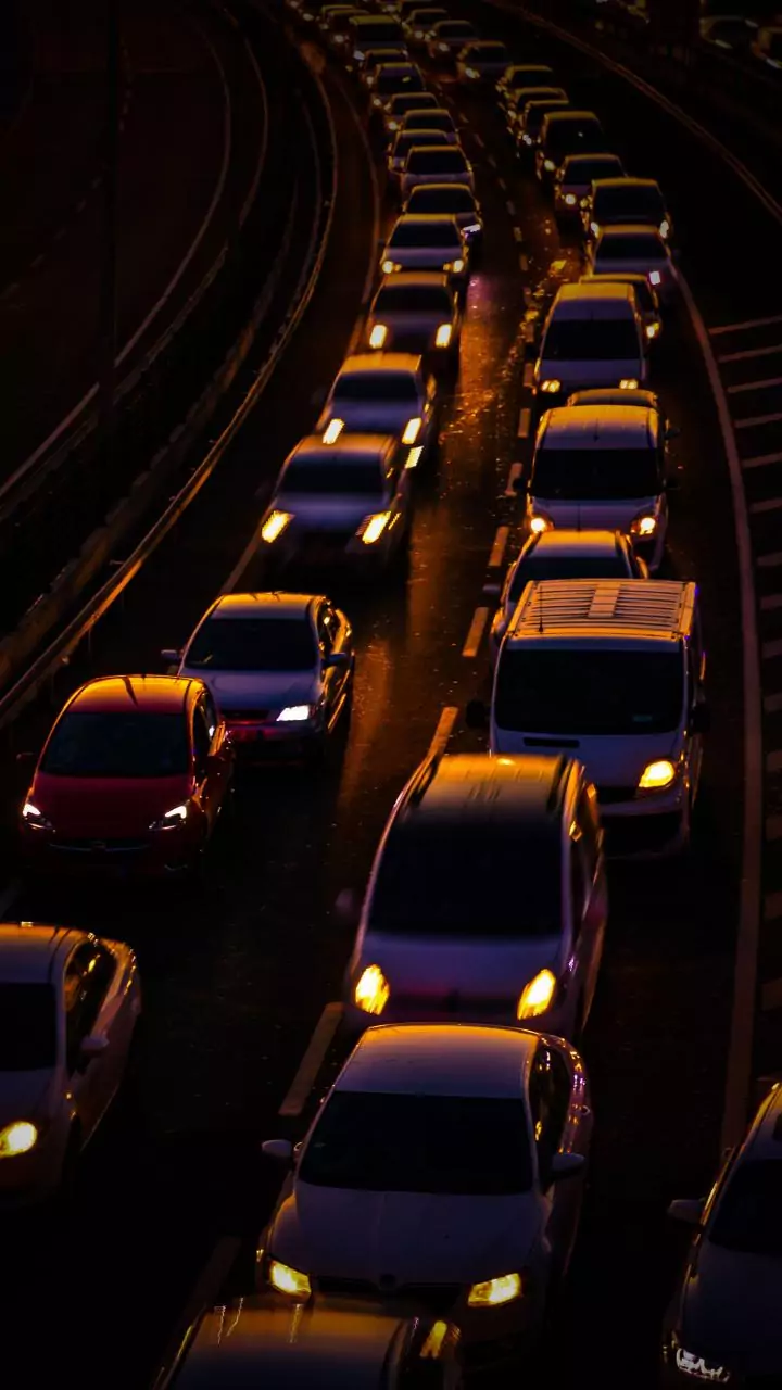 Highways Min to penalise contractors for repeat accidents on NH stretches