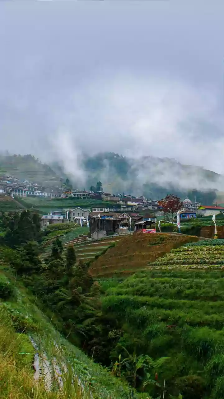 Mawlynnong Gives Residents One Tourist-Free Day Each Week