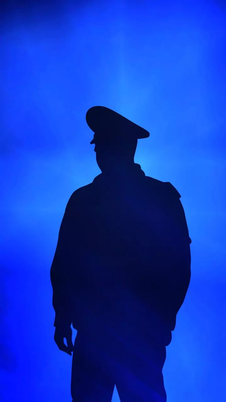 Assistant commissioner stamps, clerk arrested for taking Rs 1 lakh bribe in UP's Shamli