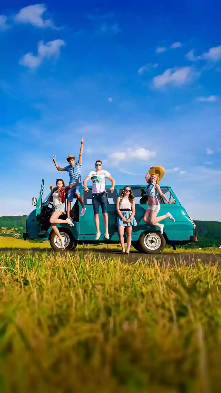 Young Travellers Are Choosing Ease Over Overplanning