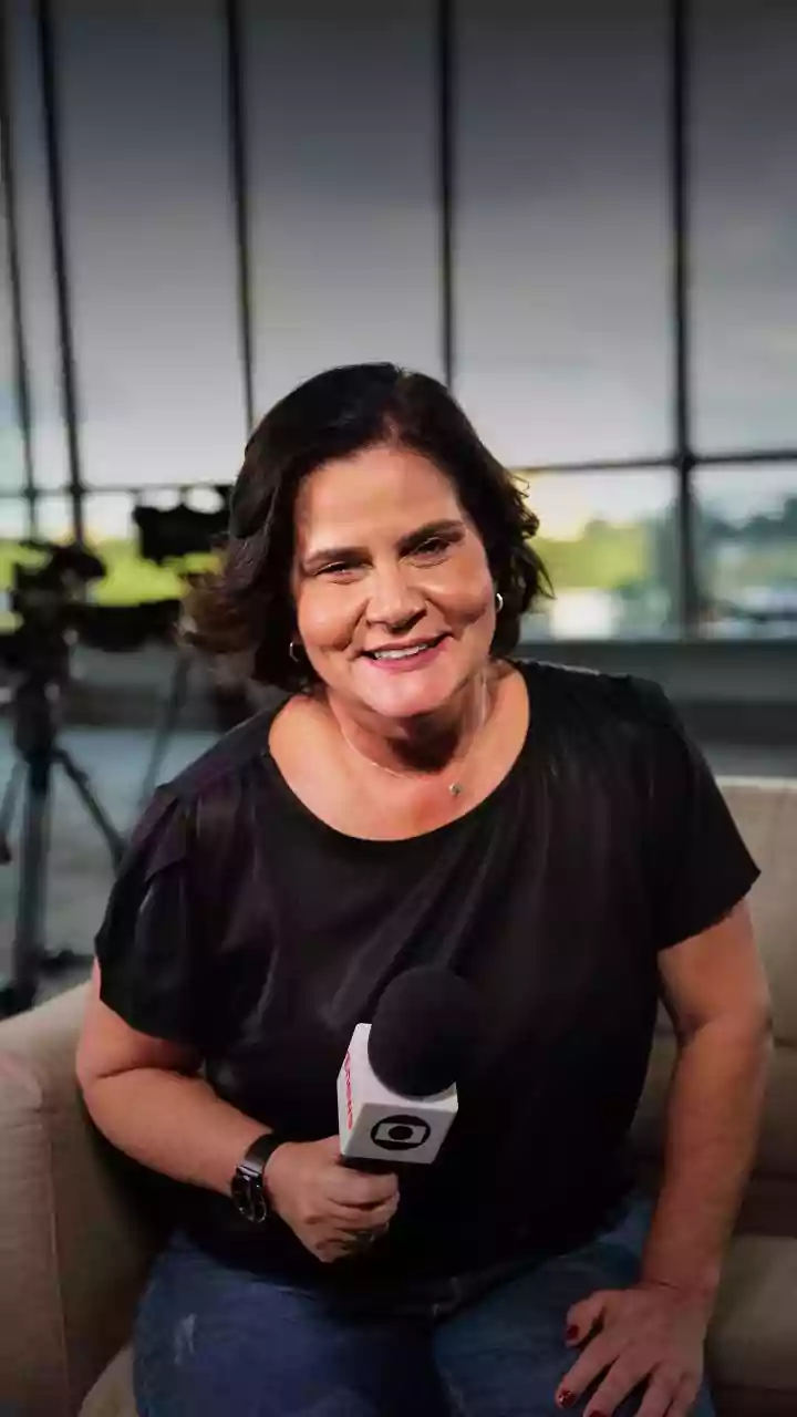 Repórter da Globo consola menina que perdeu a mãe e emociona ao vivo