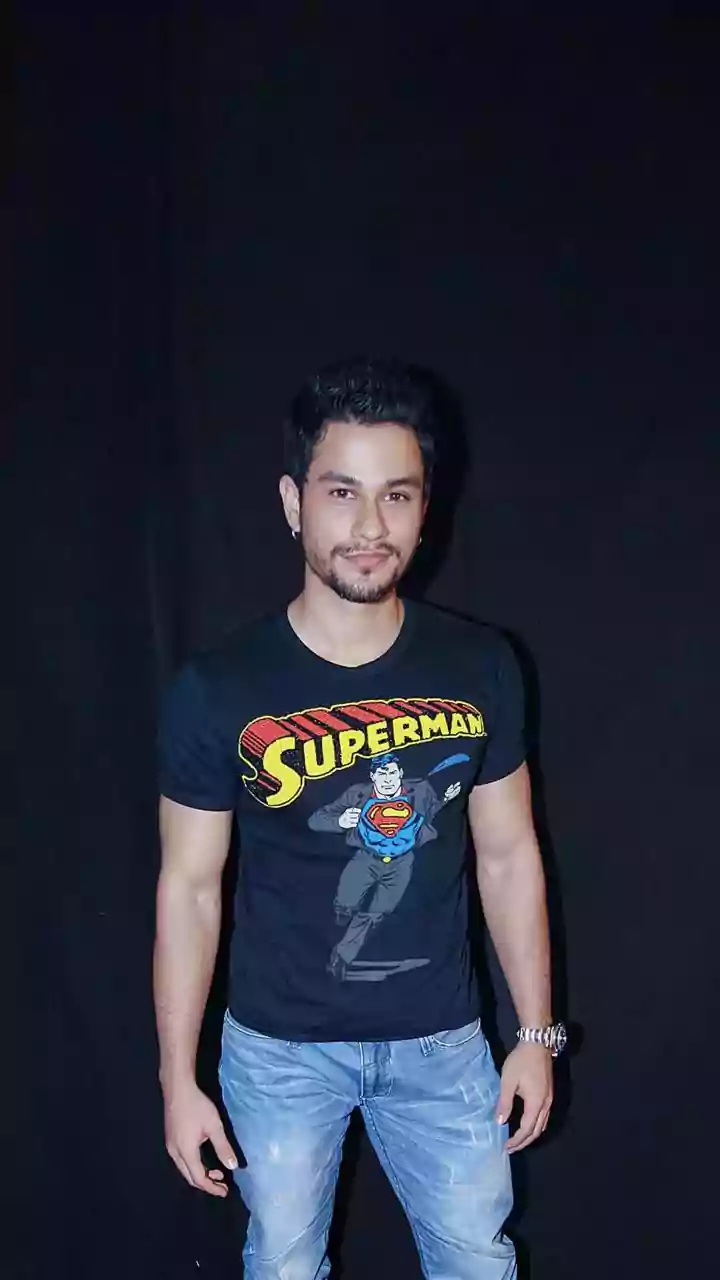 Kunal Kemmu Calls Vir Das’s Happy Patel Khatarnak Jasoos Trailer ‘Fun’, Wishes Team “All The Best’