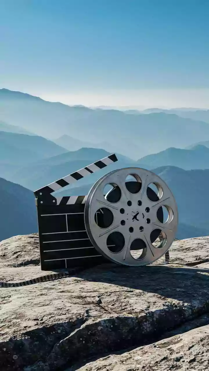 Julia Quinn Kasih Hint soal Kematian Karakter di Bridgerton 4 Part 2