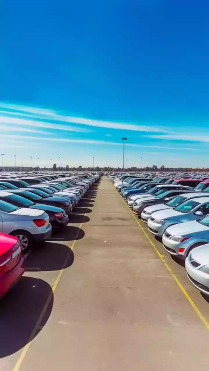 Buying Before A Price Hike: What Indian Car Buyers Should Consider