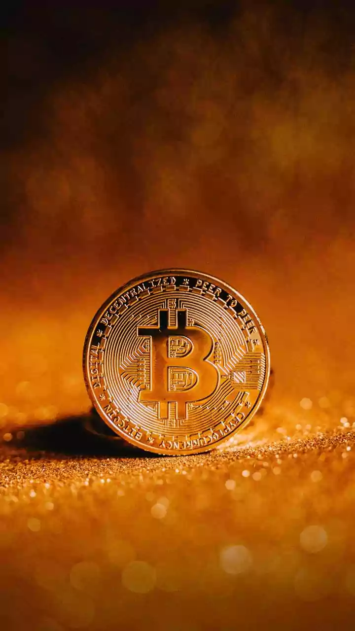 Asian markets drop as tech stocks slide; Bitcoin and gold edge up