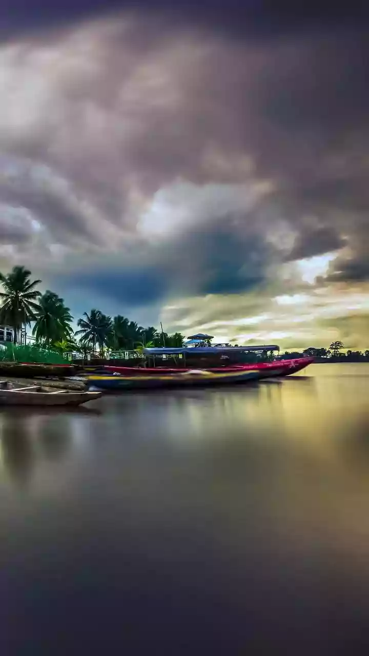 How Kerala Monsoon Ayurvedic Treatments Tackle Corporate Fatigue For Stressed Out Young Urbanites