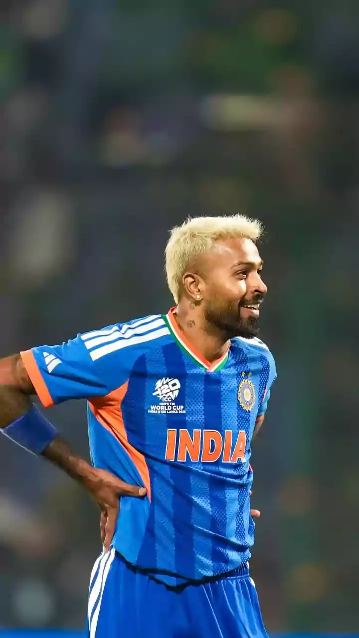 Hardik Pandya increases aura by picking up no look wicket - WATCH
