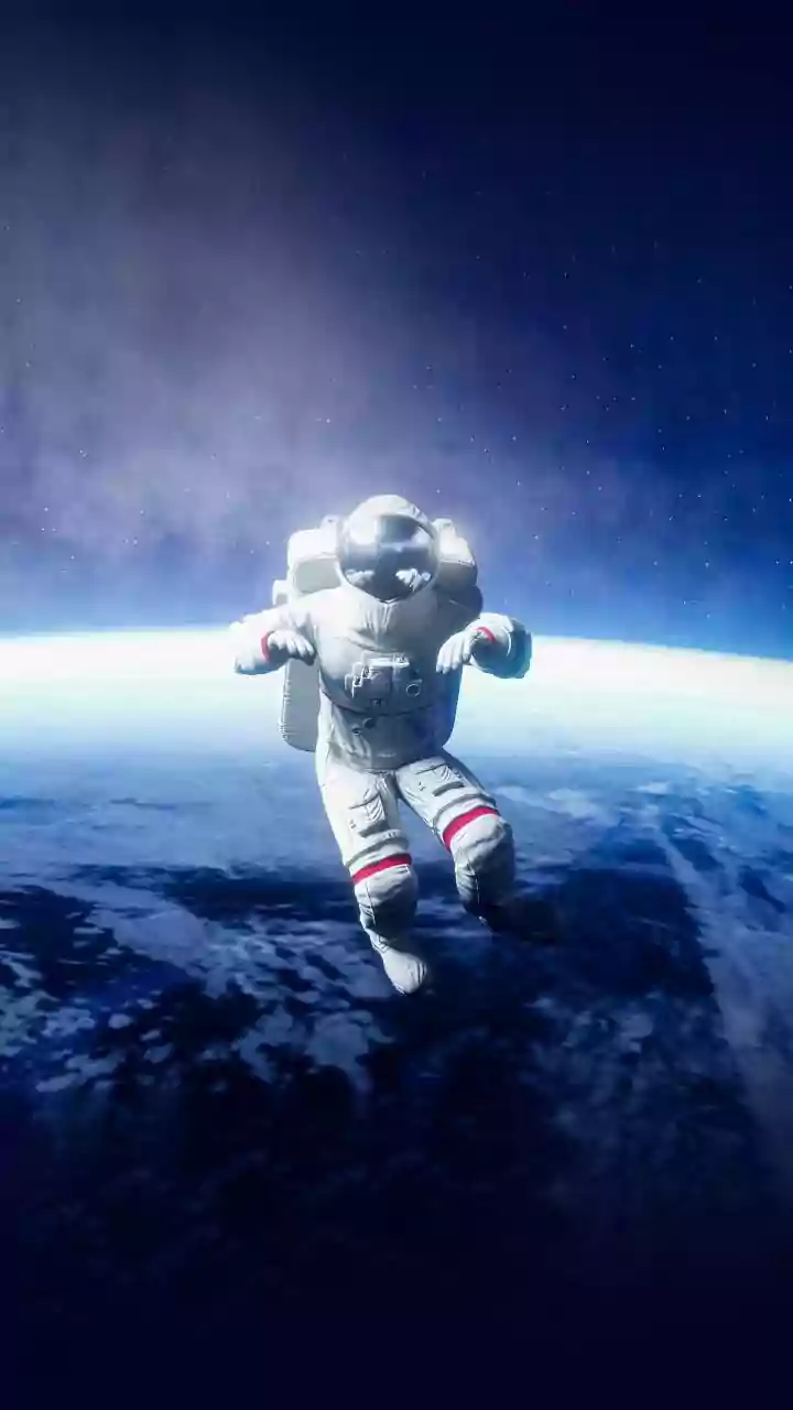 Russian Cosmonauts Honour India's Freedom Day during an ISS Mission
