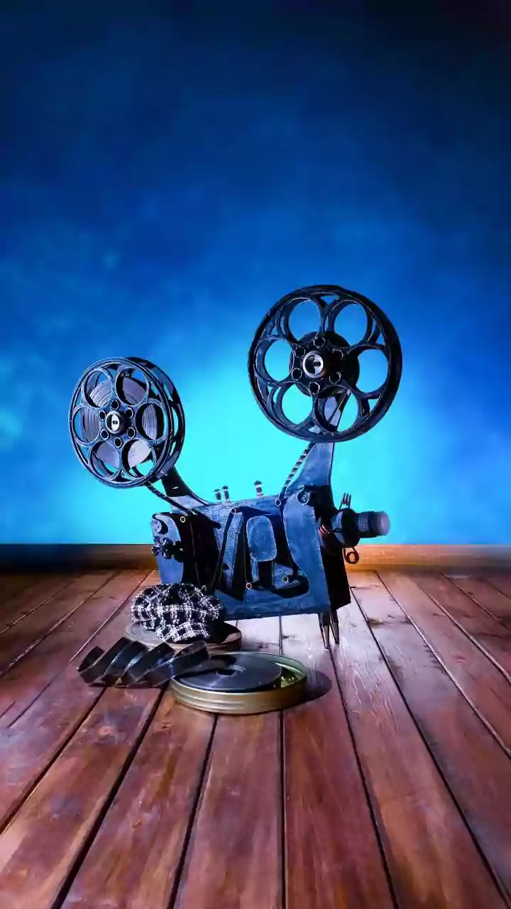 Why Nostalgic Bollywood Comedy Movies Offer The Ultimate Remedy For Busy Weekdays And Stressful Corporate Work Routines