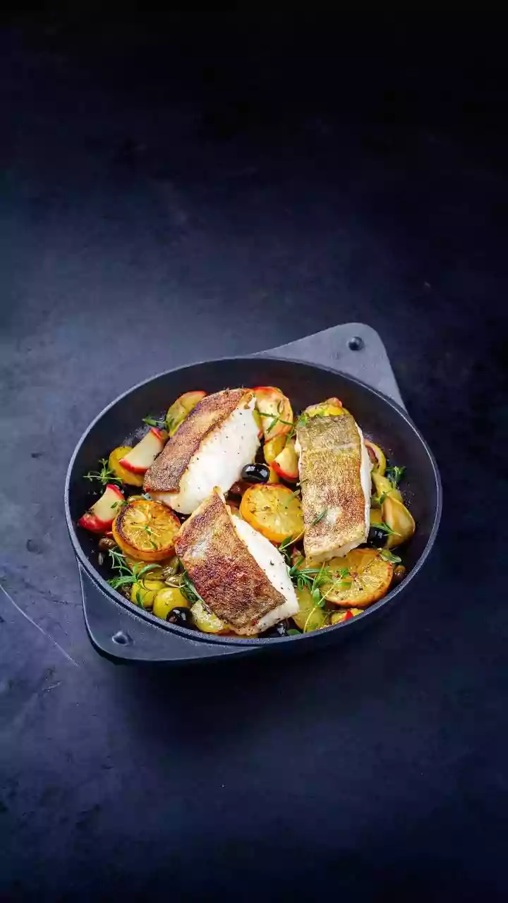 Almoço rápido e leve: 5 truques para fazer filé de peixe perfeito e suculento