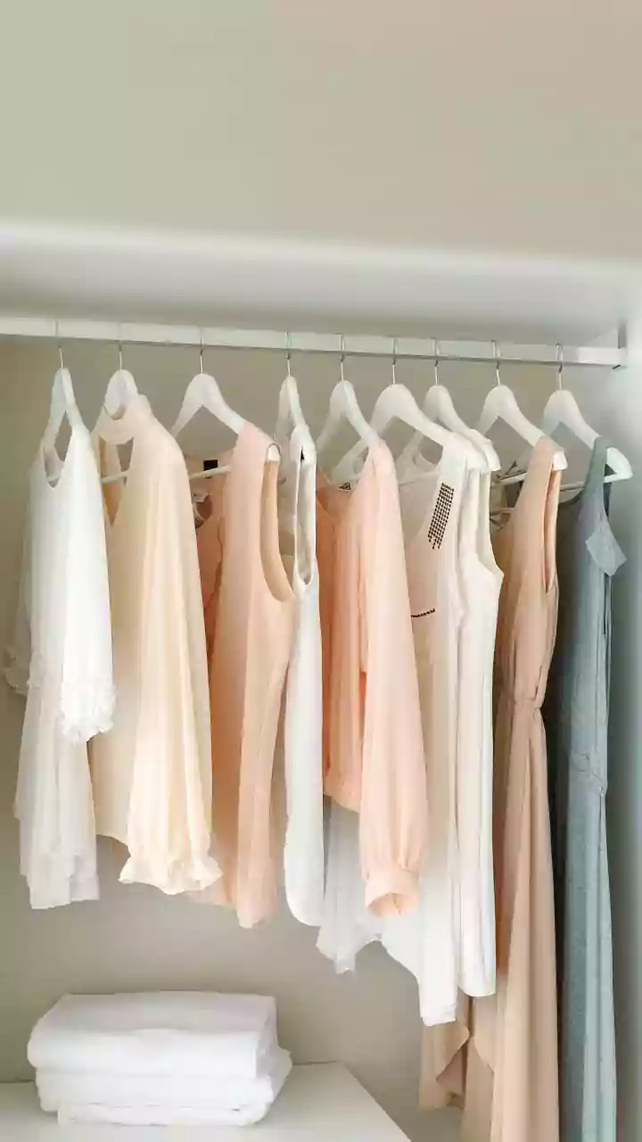Five Versatile Tops Matter More than Five Unrelated Statement Pieces
