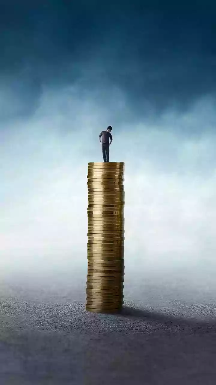 Indian rupee LIVE updates: Trade deal uncertainty, FII outflows keep currency under pressure