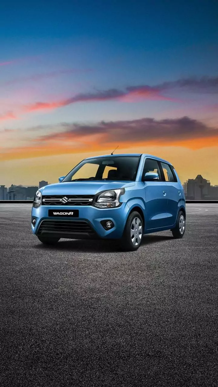 Maruti Suzuki adds swivel seat to WagonR for easier access