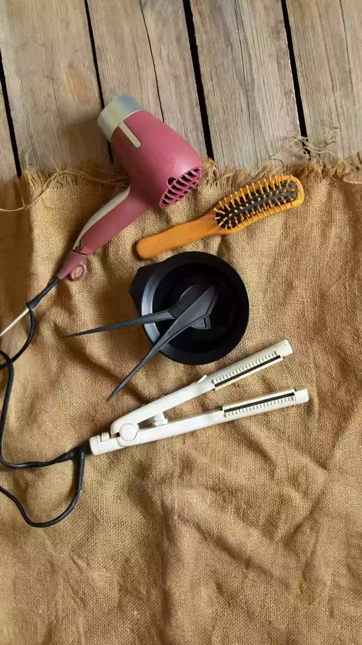 Rain-Soaked Hair? A Practical Guide To Drying It More Carefully