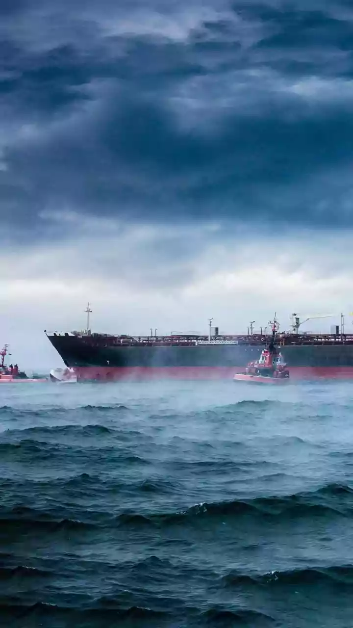 IEA's Energy Supply Warning: Key Points About Strait Of Hormuz Risks