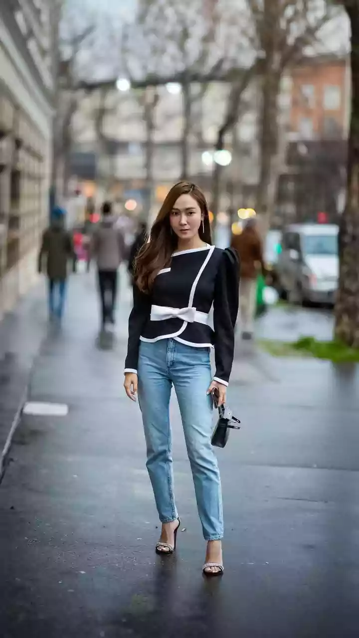 Capsule Wardrobe Hacks: Fitting 4 Days Of Rainy Clothes In Lightweight Carry-On