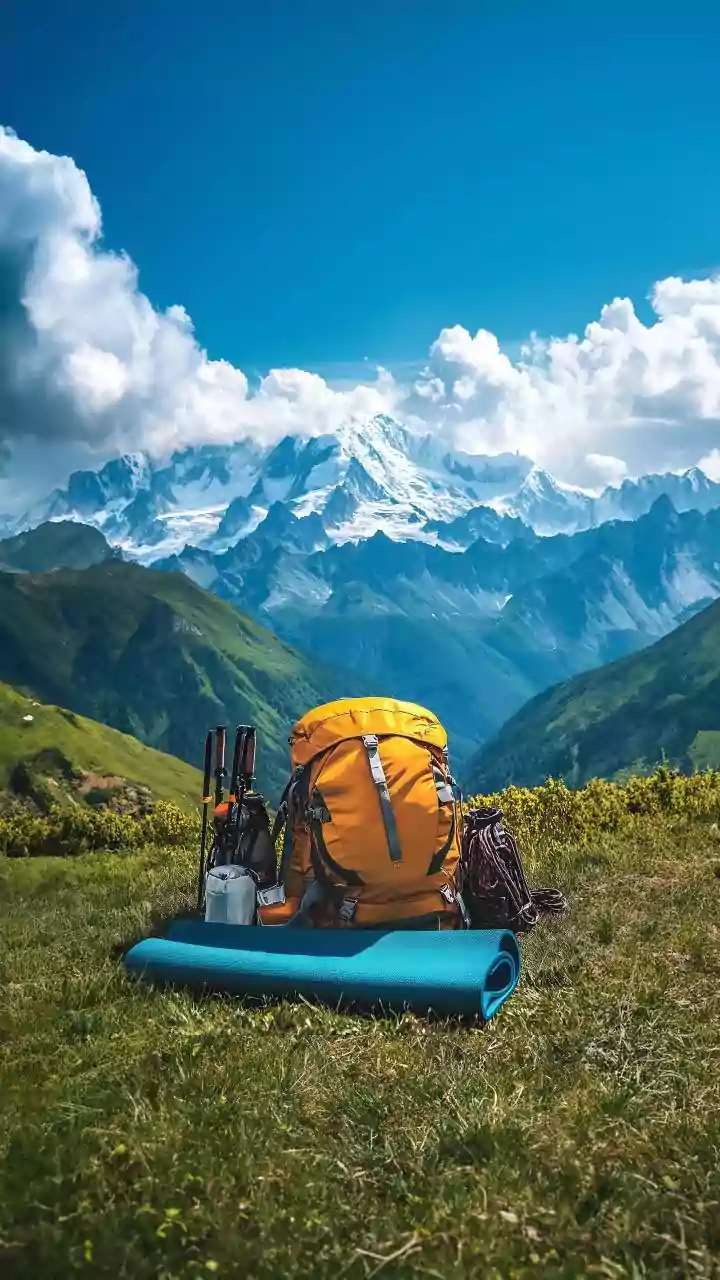 What Mountain Trekkers Should Pack For Unpredictable November Conditions In Himalayan Ranges