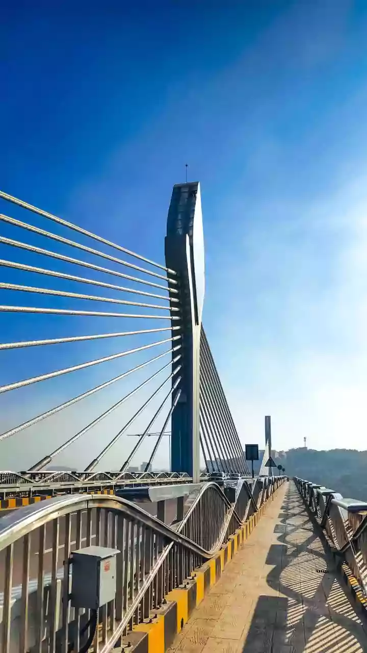 Under Rs 250 cr plan, Ahmedabad civic body to restore Subhash Bridge, add lanes