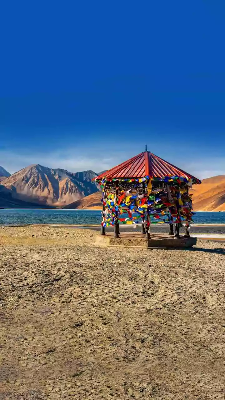 Solo Travel Gems: Top 5 Spots to Discover India