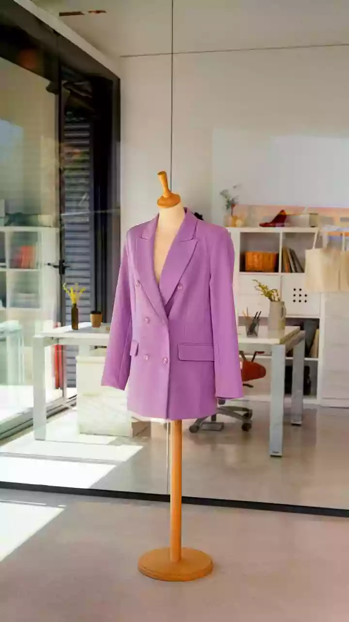 Elevate Your Style: Mastering the Versatile Women's Blazer for Any Occasion