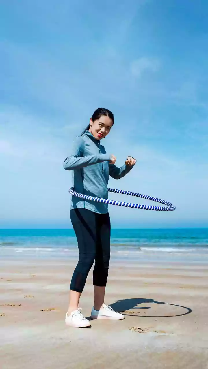5 surprising health benefits of hula hooping