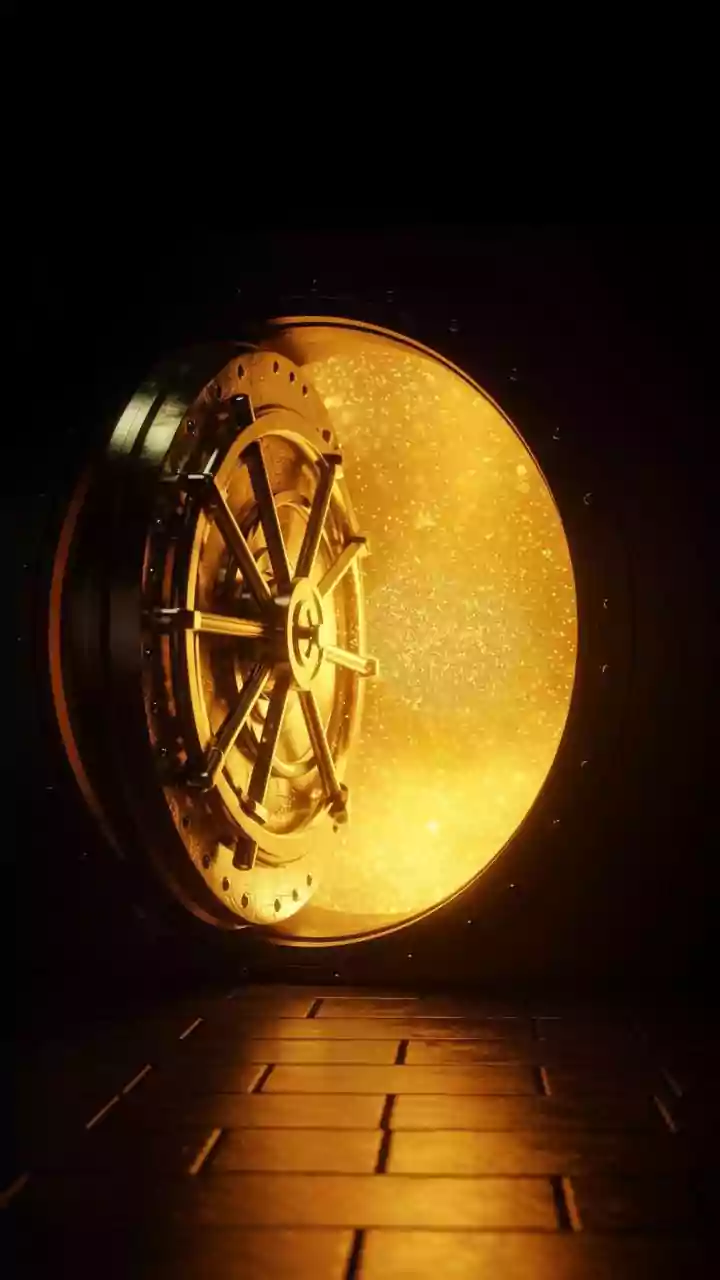 Smart Gold Investing: Digital Gold Versus Gold ETFs For Young Indian Investors