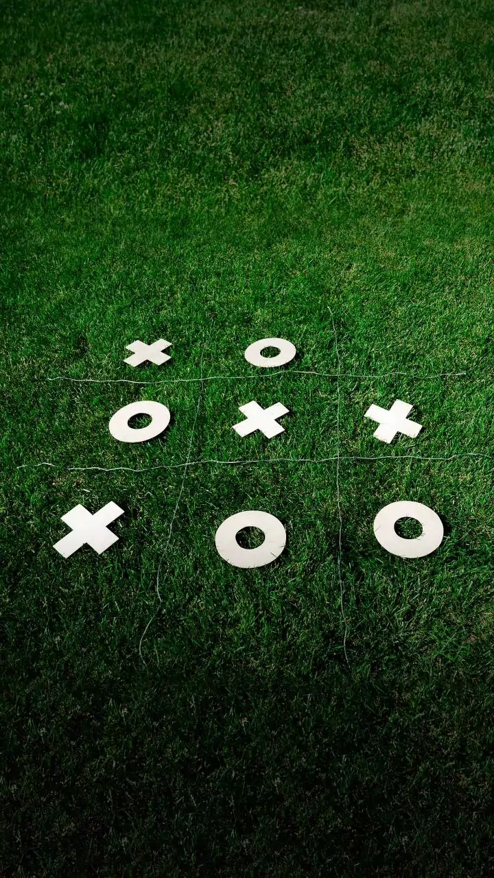 Evening air, calmer homes – routines shift outdoors