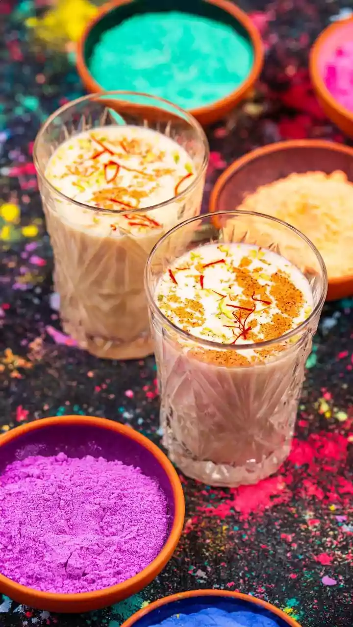10 Refreshing Detox Drinks to Kickstart Your System Before Holi