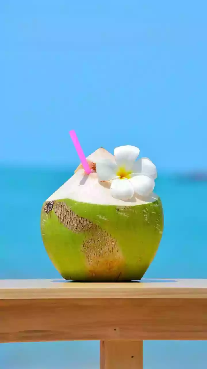How Coconut Water And Rock Salt Provide Perfect Hydration During Humid Sweating