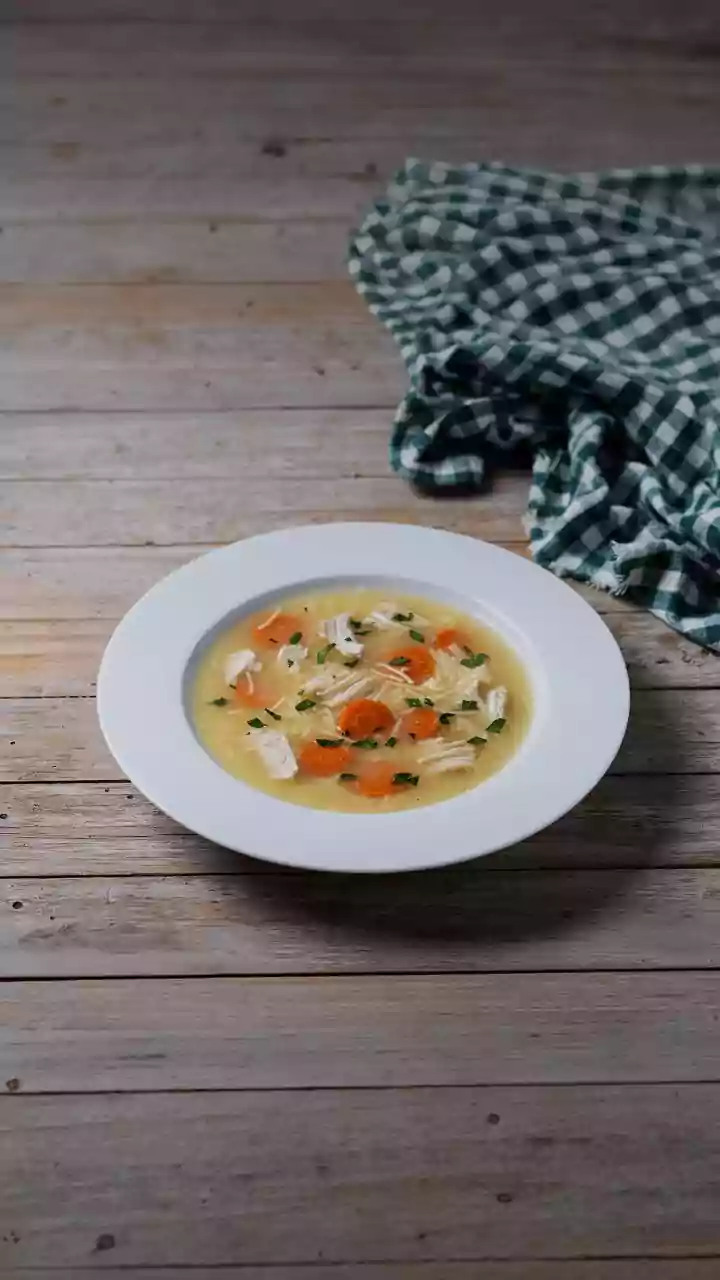 Aqueça os dias frios com uma Sopa Cremosa de Frango