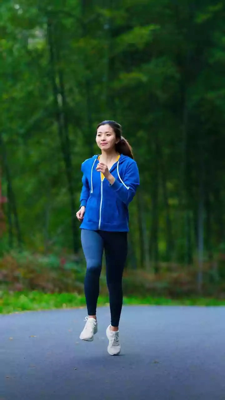 Fresh Attention on Lymphatic Walking Turns Consistency into a Reader-Service Question