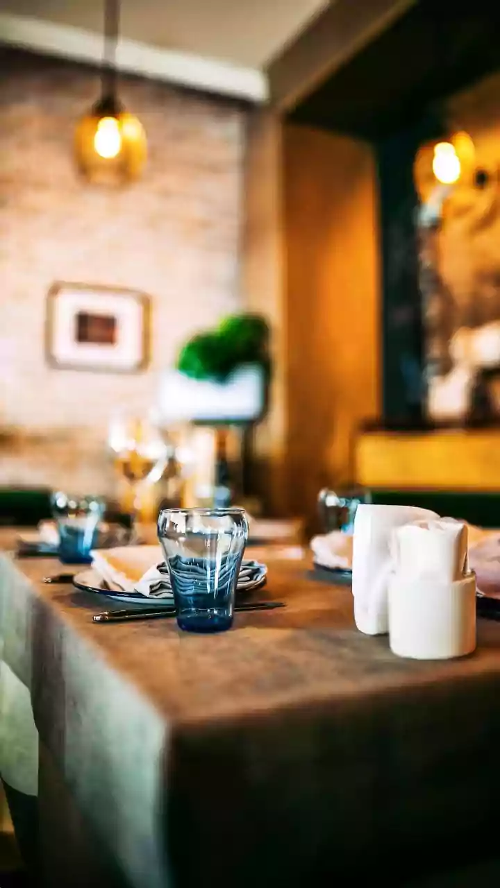 Your Dining Rights: Understanding Service Charges and How to Handle Mandatory Fees