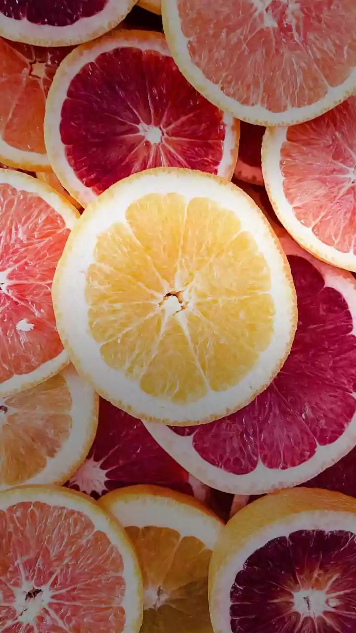 Keep Cut Fruit Away from Raw Food in the Bag