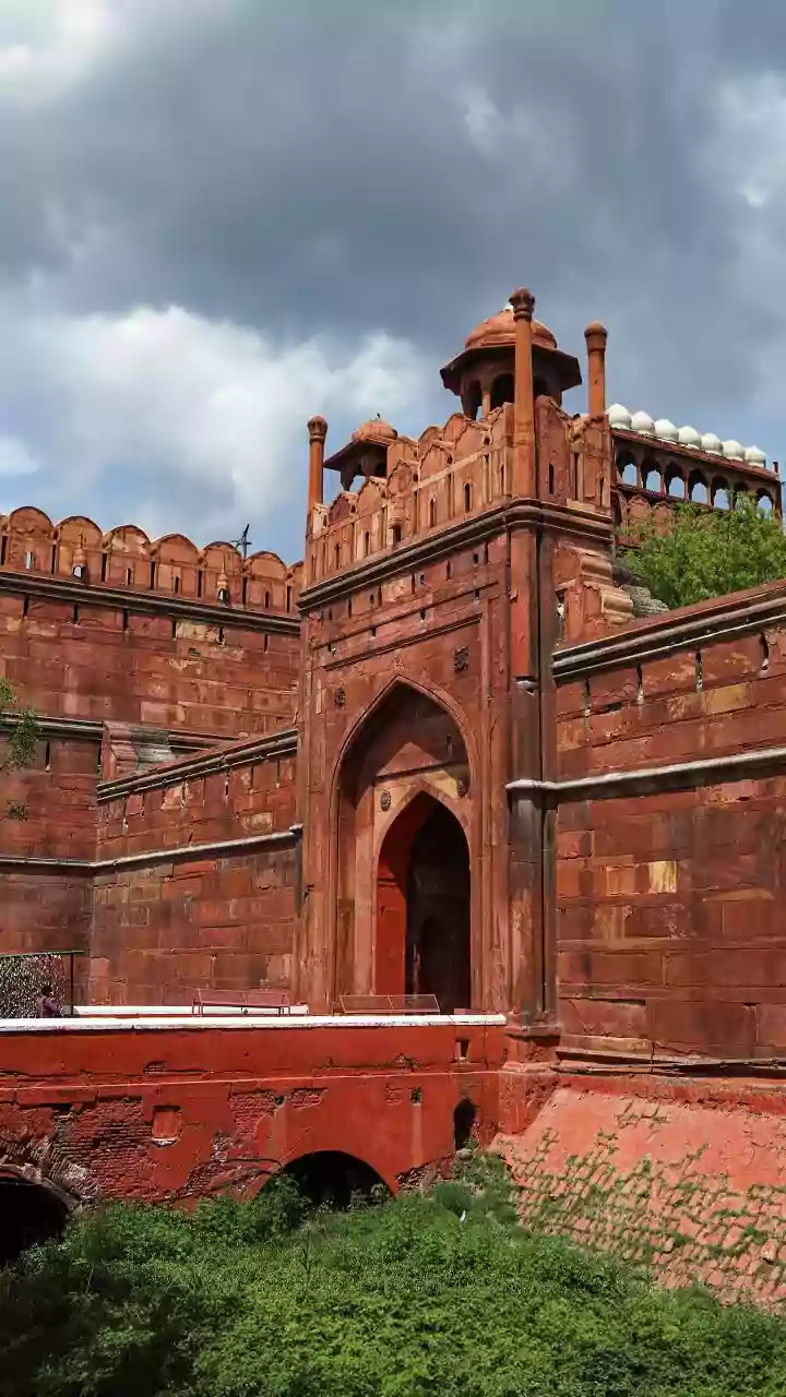 Cases of Red Fort blast, National Herald and IRCTC 'scam' kept Delhi courts busy in 2025