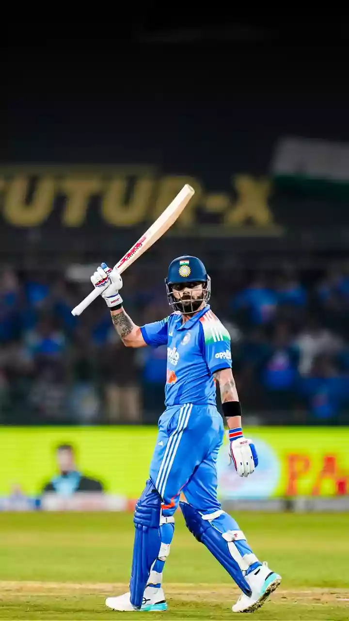 WATCH : Virat Kohli smashes his 54th ODI century
