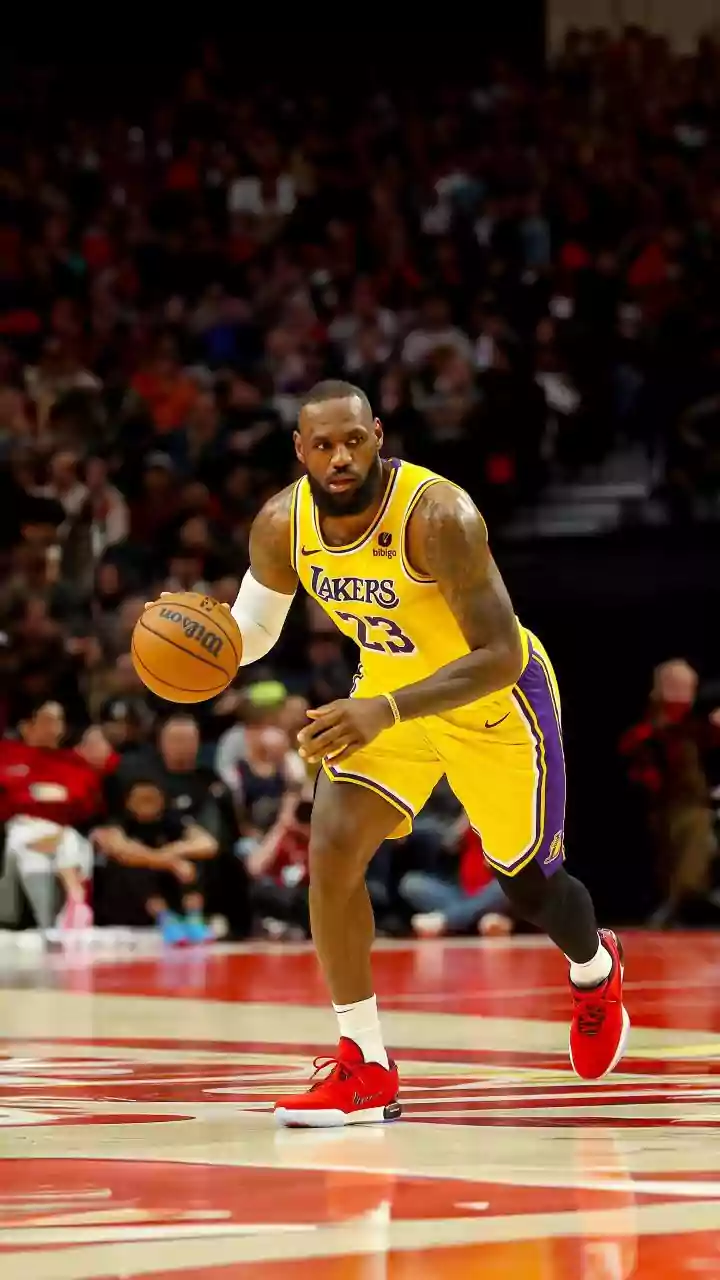 Just One Rebound Short! LeBron James Misses Out On Historic NBA Feat In Monster Game vs Hawks