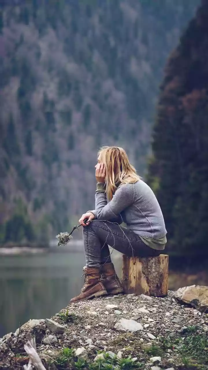 Why Digital Detox Trips Provide Mental Quiet Space Necessary For Strategic Career Reflection