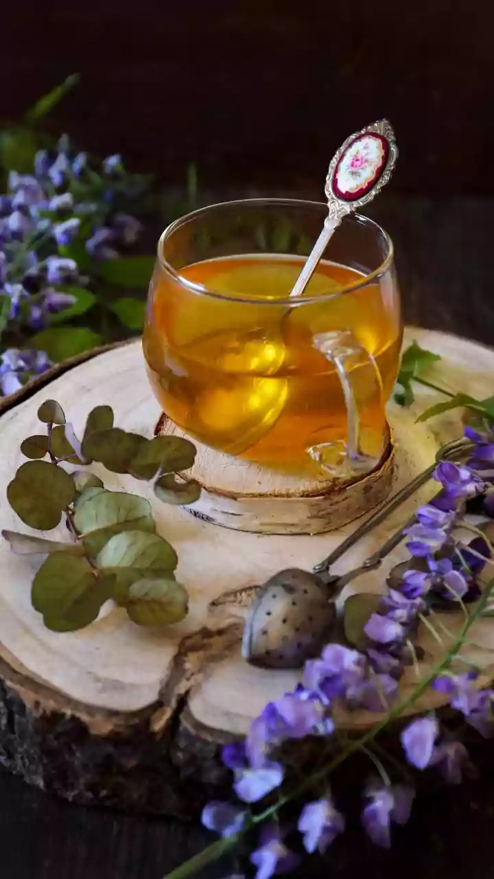 5 Herbal Teas for Radiant Skin & Hair: The Ayurvedic Guide