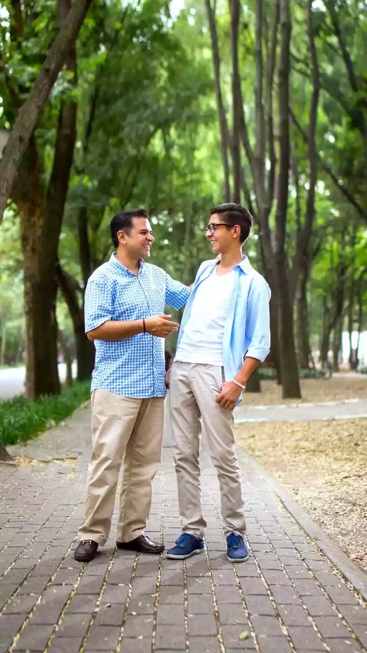 Happy Brother’s Day 2026: Emotional WhatsApp status videos and messages for bhai