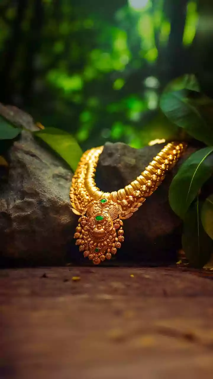 Kerala: Gold price hits ₹1.01L per sovereign