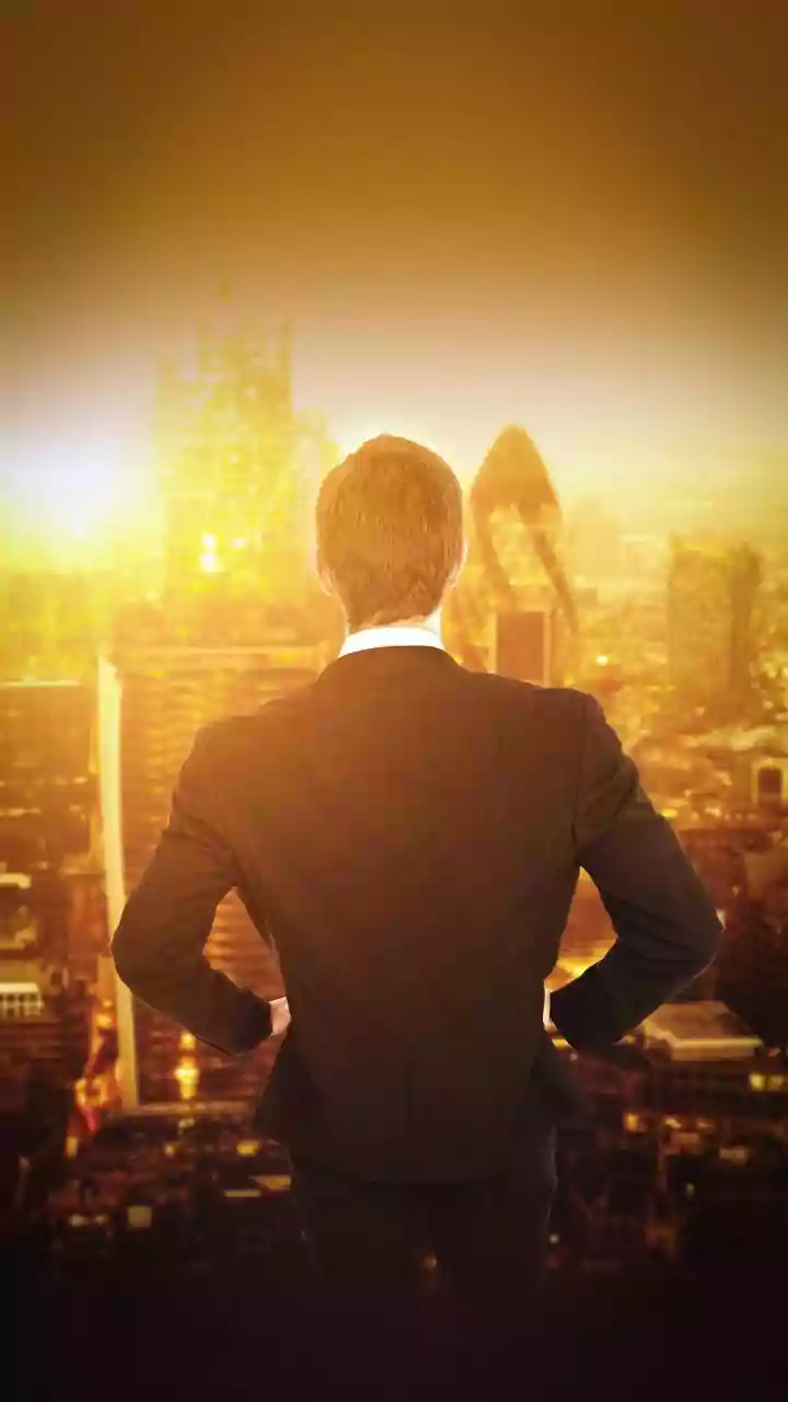 Leo's Lucky Day: February 8, 2026 - Financial Gains & Property Prospects Shine!