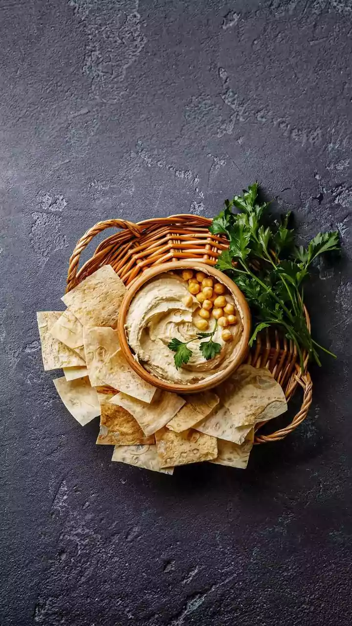 Hummus And Pita Pockets Make Snacking Smarter