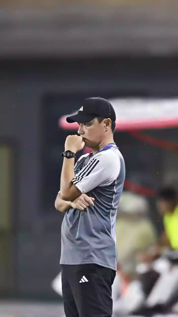 South Korea Coach Hong Myung-Bo Resigns After World Cup Exit
