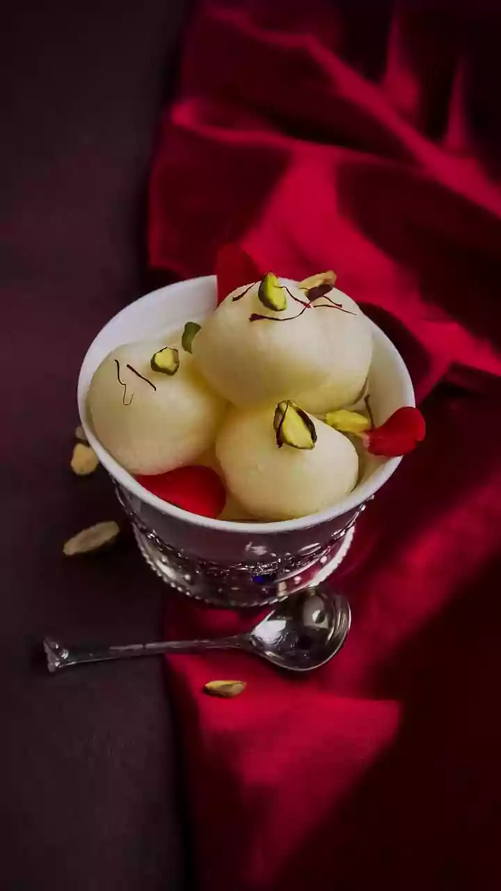 Rasgulla Cappuccino, Anyone? Coffee Lover Tries Bizarre Blend, Says—‘It Is So Tasty' | Video