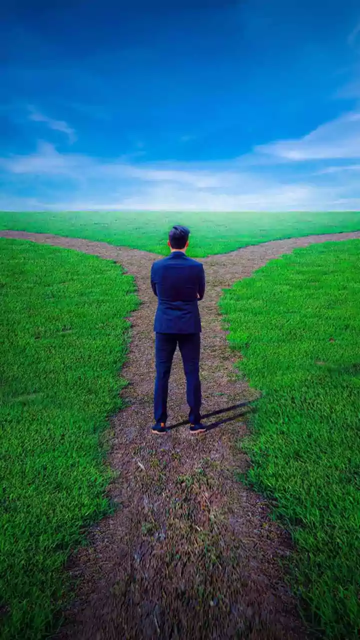 Decision Paralysis: Why Choice Overload Is Overwhelming Your Mind