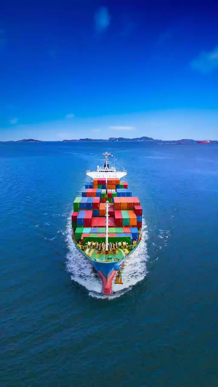 Trump announces 25% tariffs on countries doing business with Iran