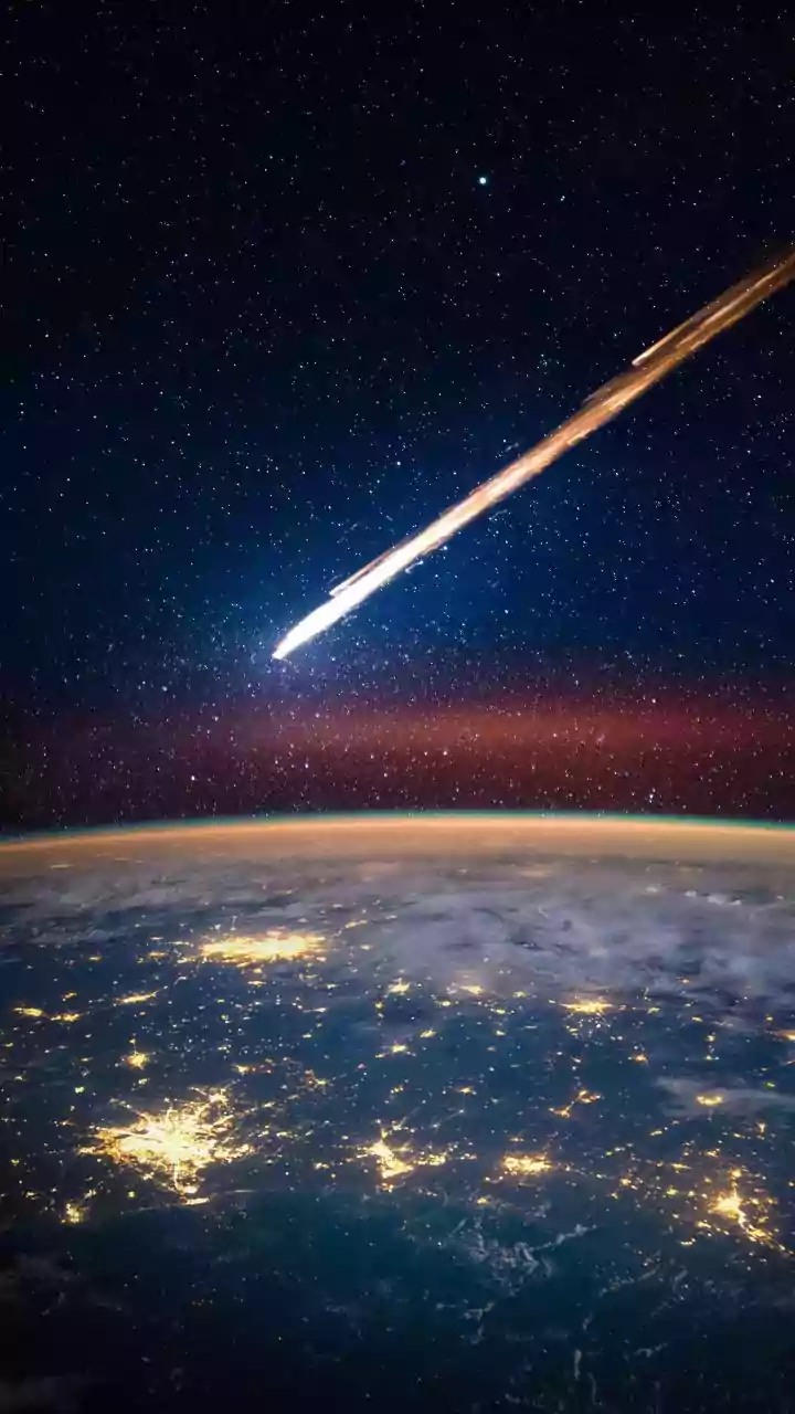 Inflatable Re-Entry Thermal Shields Protect Deep-Space Probes Entering Earth Atmosphere Efficiently