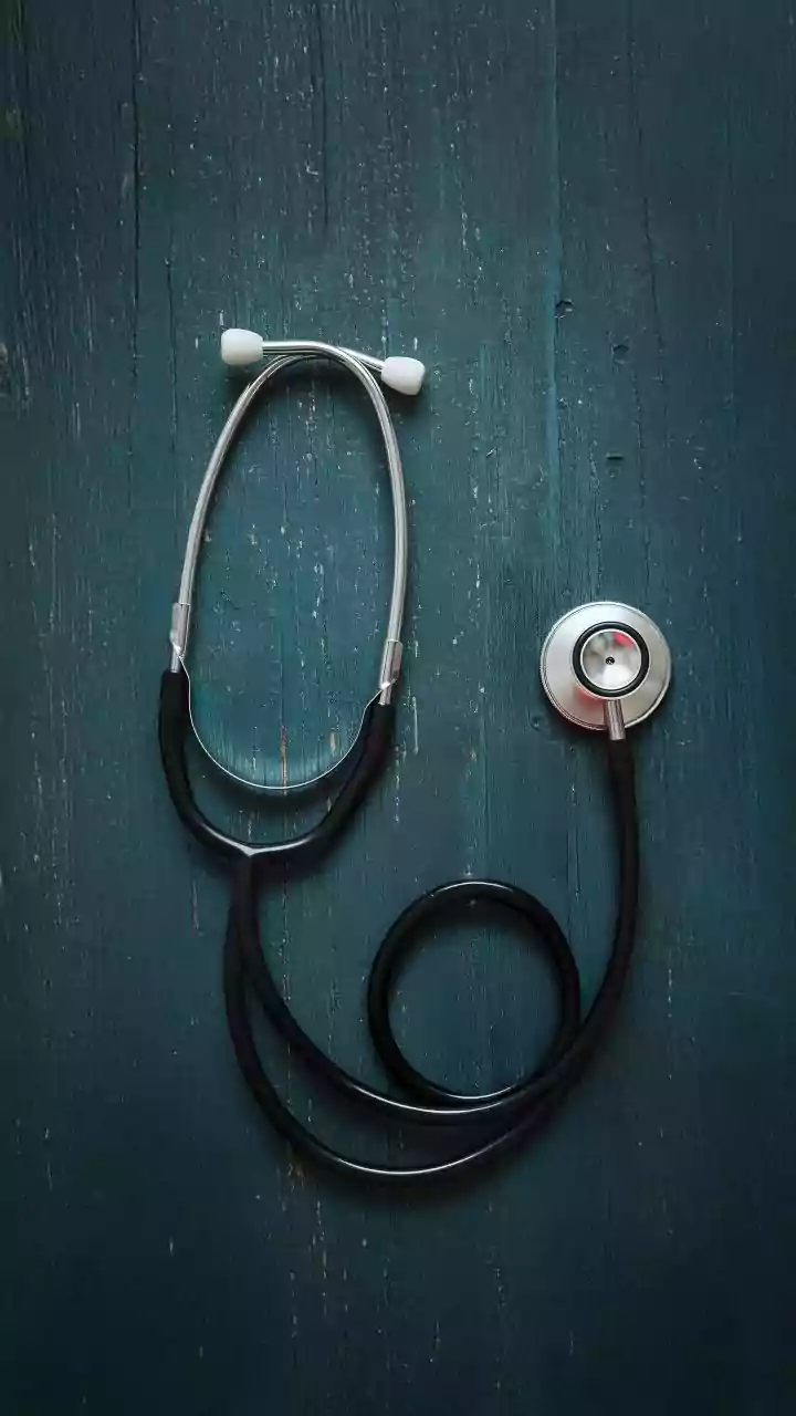 15 Harrowing Medical Mishaps: When Treatments Led to Tragedy