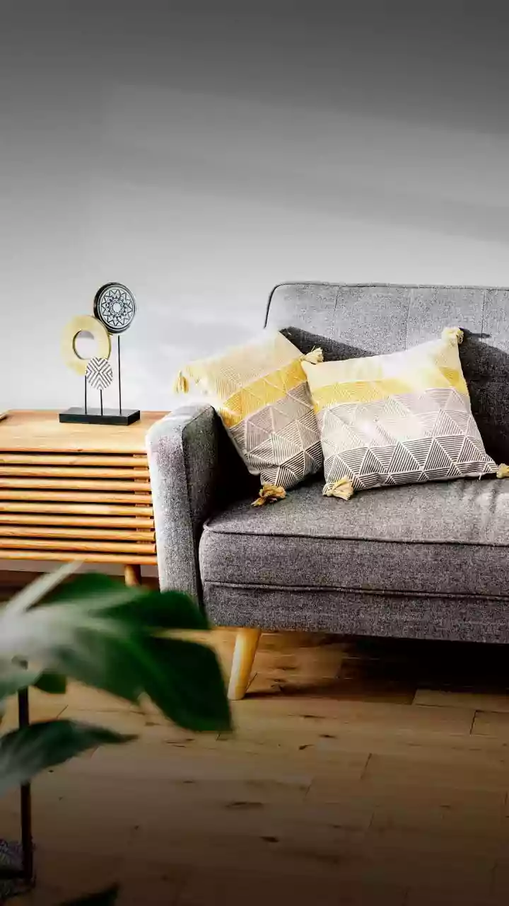 Renting Or Buying Furniture: Making Smart Financial Choices When Relocating Metro